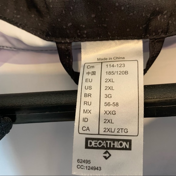 Décathlon Rain shell running jacket New! - Picture 5 of 14